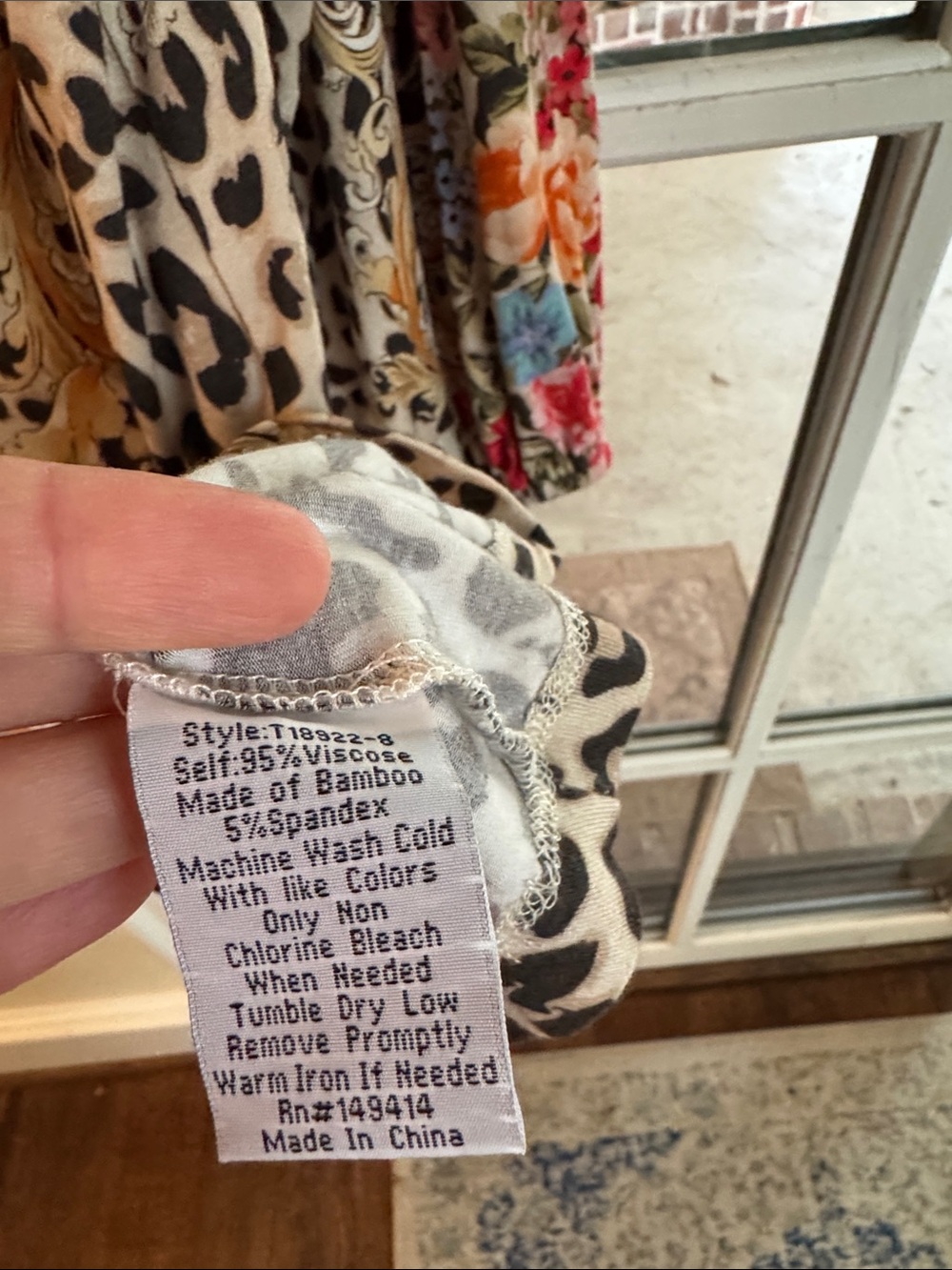 Johnny Was Cream Leopard Print Long Sleeve Top with Multicolor Floral Motif-L - Picture 5 of 5
